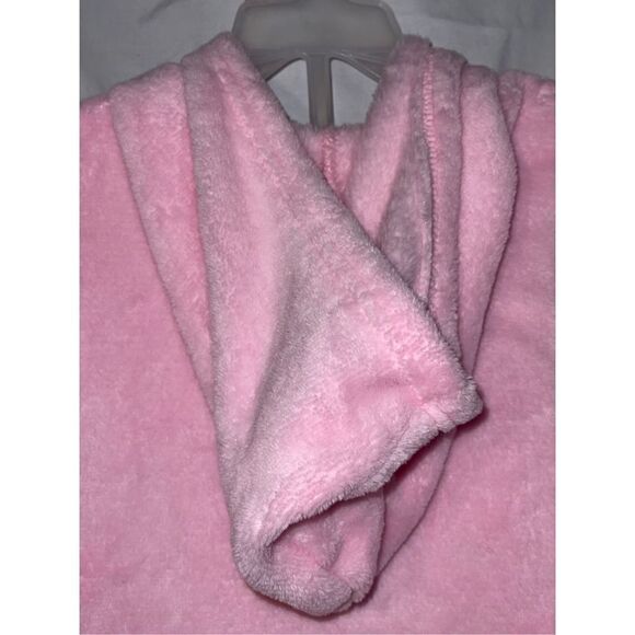 DDG Darling 4T pants and fuzzy sweater - Picture 7 of 9